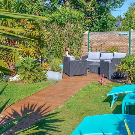 Awesome In With 2 Bedrooms And Wifi Сasa de vacaciones *