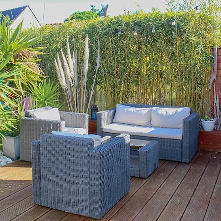 Awesome In With 2 Bedrooms And Wifi